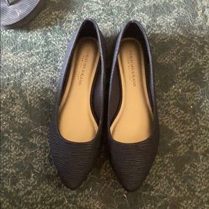Black pointed toe flats